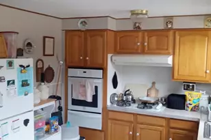 145 Crum Creek Dr, Woodlyn, PA 19094 - Photo 6