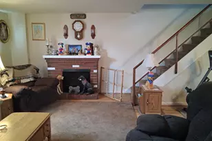 145 Crum Creek Dr, Woodlyn, PA 19094 - Photo 2
