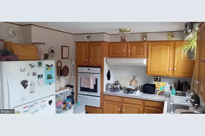 145 Crum Creek Drive, Woodlyn, PA 19094 - Photo 8
