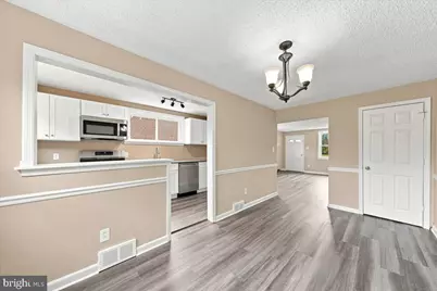 236 S Academy Avenue, Glenolden, PA 19036 - Photo 10