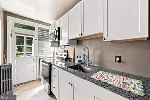 344 N 10th St, Darby, PA 19023 - Photo 8