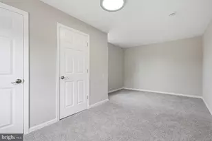 808 Maple Ln, Aston, PA 19014 - Photo 14
