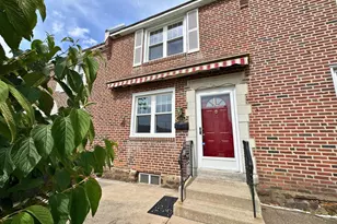 415 Seven Oaks Dr, Clifton Heights, PA 19018 - Photo 2