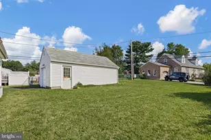 4101 Chandler Dr, Brookhaven, PA 19015 - Photo 24