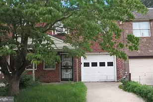 422 Shetland Rd, Darby, PA 19023 - Photo 2