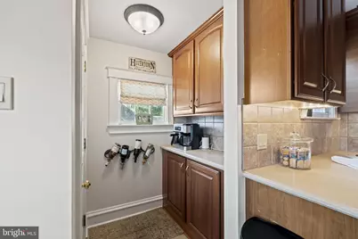 145 Hastings Avenue, Havertown, PA 19083 - Photo 14