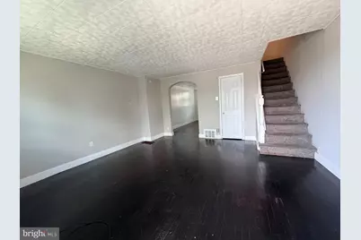 916 Butler Street, Chester, PA 19013 - Photo 2
