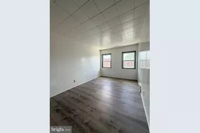 916 Butler Street, Chester, PA 19013 - Photo 6