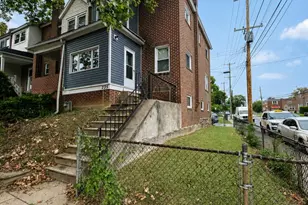 235 Laurel Rd, Sharon Hill, PA 19079 - Photo 2