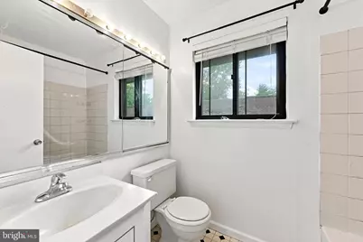 822 Putnam Boulevard #822-B, Wallingford, PA 19086 - Photo 12