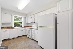 500 E Lancaster Ave, Wayne, PA 19087 - Photo 6