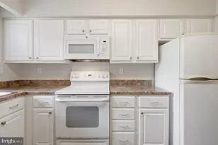 500 E Lancaster Ave, Wayne, PA 19087 - Photo 4