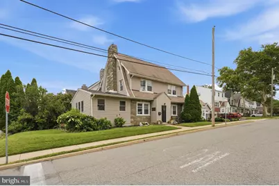 301 Manoa Road, Havertown, PA 19083 - Photo 2