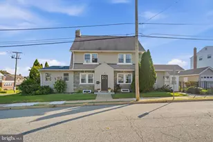 301 N Manoa Rd, Havertown, PA 19083 - Photo 2