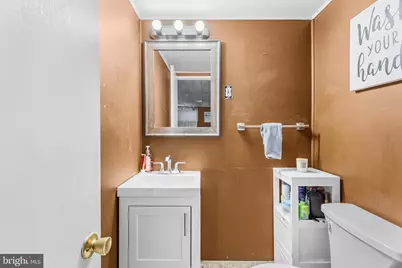 614 N Sycamore Avenue, Clifton Heights, PA 19018 - Photo 22