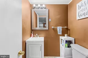 614 N Sycamore Ave, Clifton Heights, PA 19018 - Photo 22