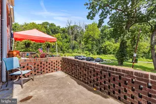 614 N Sycamore Ave, Clifton Heights, PA 19018 - Photo 2