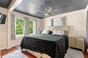 321 Sycamore Ave, Folsom, PA 19033 - Photo 16