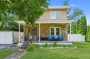 321 Sycamore Ave, Folsom, PA 19033 - Photo 1