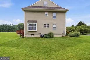75 Louis James Ct, Upper Chichester, PA 19014 - Photo 32