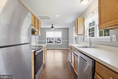 75 Louis James Court #75, Upper Chichester, PA 19014 - Photo 8