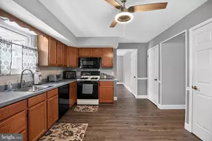7 Sunnybank Ln, Aston, PA 19014 - Photo 12