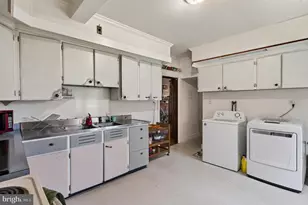 119 S Scott Ave, Glenolden, PA 19036 - Photo 18