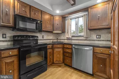 414 Dalmas Avenue, Glenolden, PA 19036 - Photo 8
