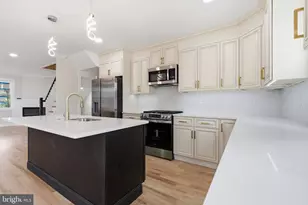 228 N Linden Ave, Upper Darby, PA 19082 - Photo 8