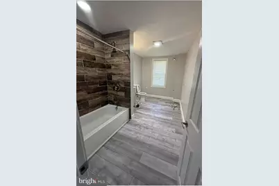925 Walnut Street, Chester, PA 19013 - Photo 10