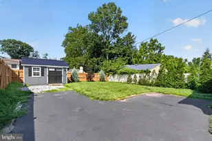 1028 N Providence Rd, Media, PA 19063 - Photo 30
