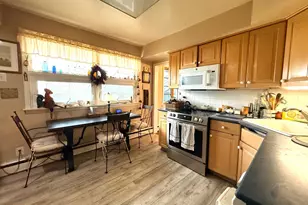 210 E Providence Rd, Lansdowne, PA 19050 - Photo 12