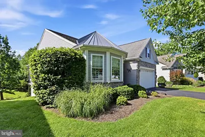 1715 Magnolia Court, Garnet Valley, PA 19060 - Photo 2