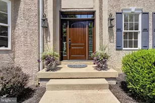 24 Cherry Farm Ln, West Chester, PA 19382 - Photo 2