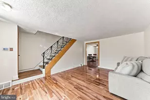 231 W Wyncliffe Ave, Clifton Heights, PA 19018 - Photo 4