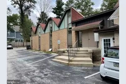 28 Garrett Avenue #200, Bryn Mawr, PA 19010 - Photo 2