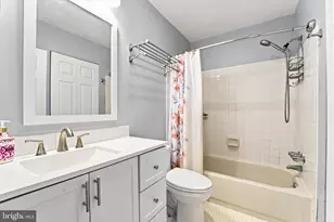6701 Hilltop Dr, Brookhaven, PA 19015 - Photo 10