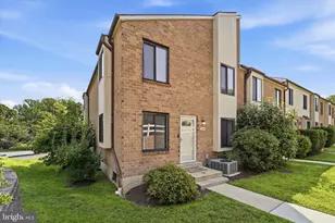 6701 Hilltop Dr, Brookhaven, PA 19015 - Photo 1