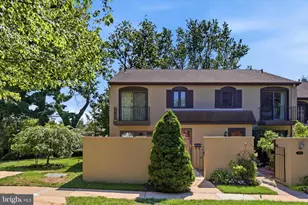 2125 Bryn Mawr Pl, Ardmore, PA 19003 - Photo 2