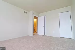 5200 Hilltop Dr, Brookhaven, PA 19015 - Photo 16
