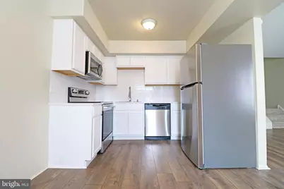 5200 Hilltop Drive #387, Brookhaven, PA 19015 - Photo 10