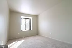 5200 Hilltop Dr, Brookhaven, PA 19015 - Photo 18