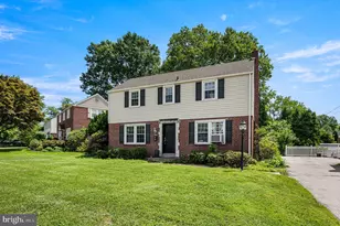 203 Pine Ridge Rd, Havertown, PA 19083 - Photo 2