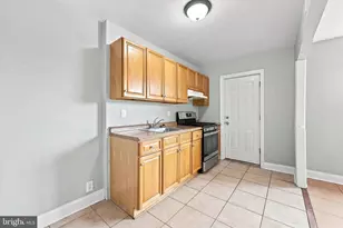 7271 Bradford Rd, Upper Darby, PA 19082 - Photo 10