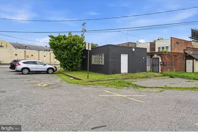 806 Powell Avenue, Darby, PA 19023 - Photo 4