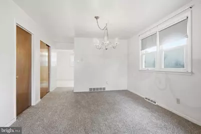 207 S Academy Avenue, Glenolden, PA 19036 - Photo 12