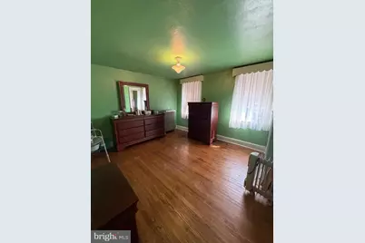 718 Upland Street, Chester, PA 19013 - Photo 12