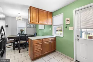 220 Norwood Ave, Holmes, PA 19043 - Photo 12