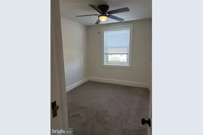 8 W Benedict Avenue #2E, Havertown, PA 19083 - Photo 6