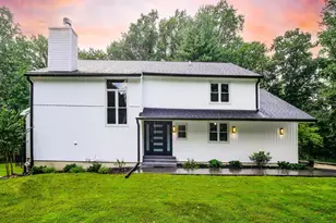 1375 Pond View Ln, Newtown Square, PA 19073 - Photo 2